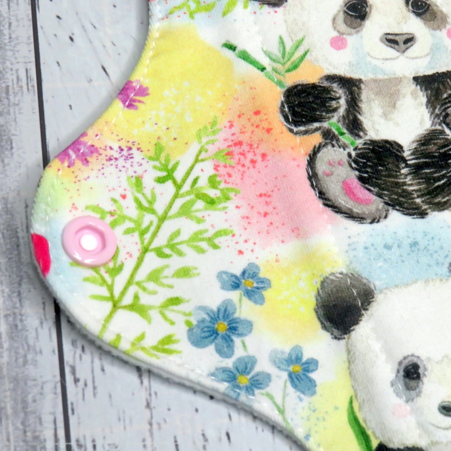 Floral Panda - Heavy Cloth Pad - 12 Inch - Cotton Lycra