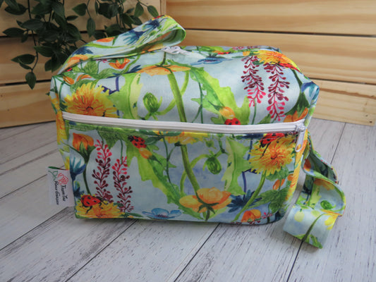 Dandelion  - Pram Pod